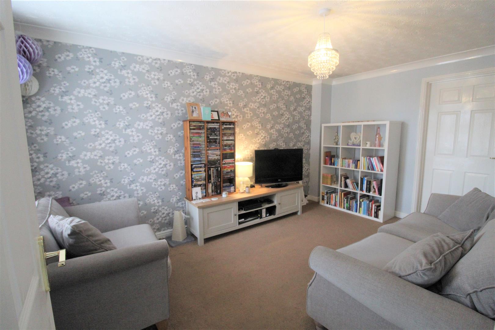 Waterglades Close, Etruria, Stoke-On-Trent